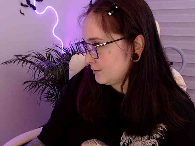 Modelo: Fallenag666