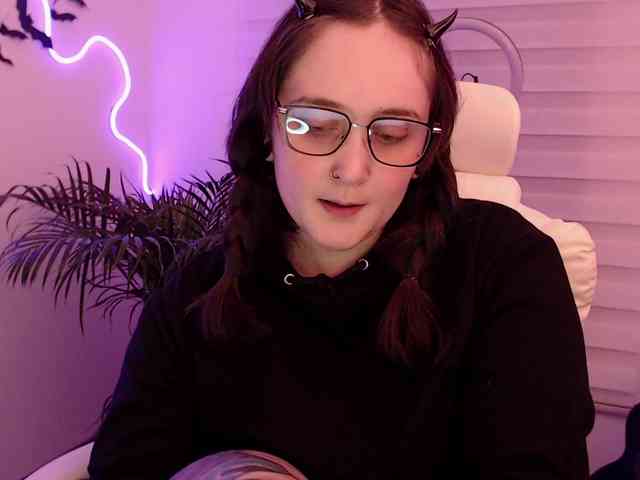 Fallenag666 webcam