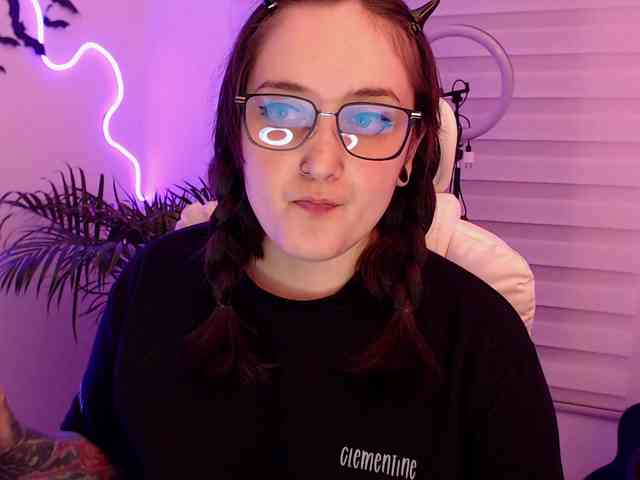 Fallenag666 webcam