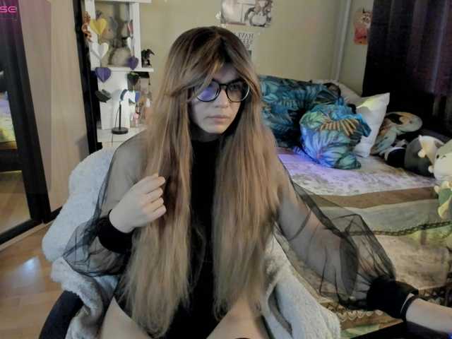 AlexIam's BongaCams show and profile