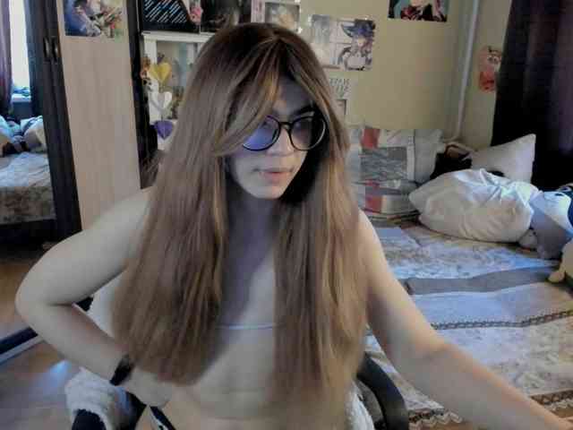 AlexIam webcam