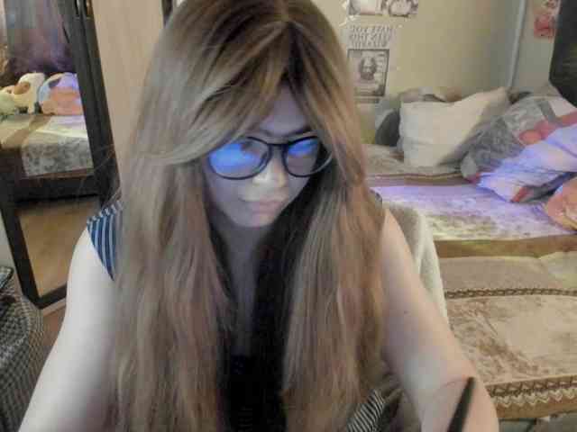 AlexIam webcam