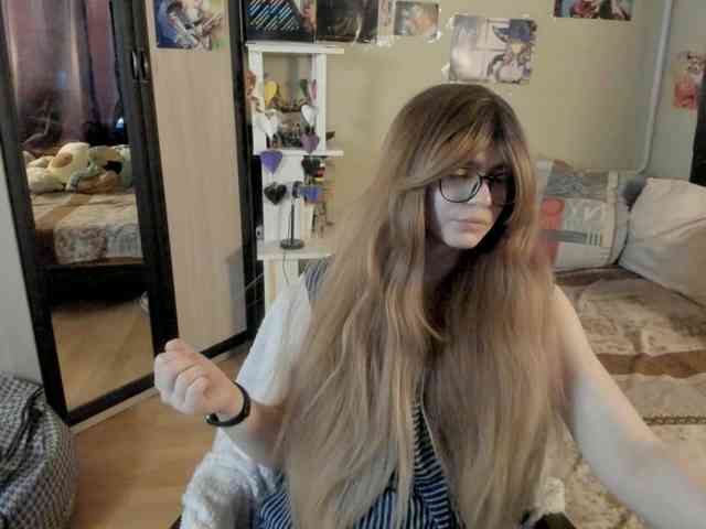 AlexIam webcam