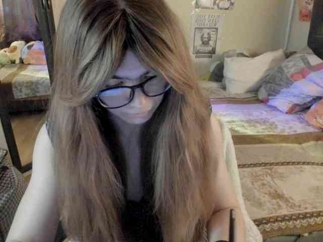 AlexIam webcam