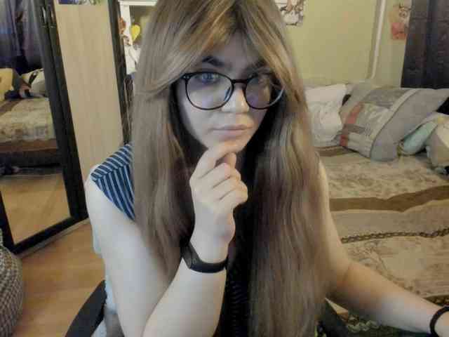 AlexIam webcam