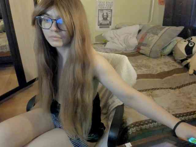 AlexIam webcam