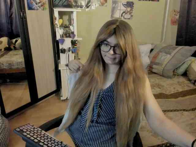 AlexIam webcam