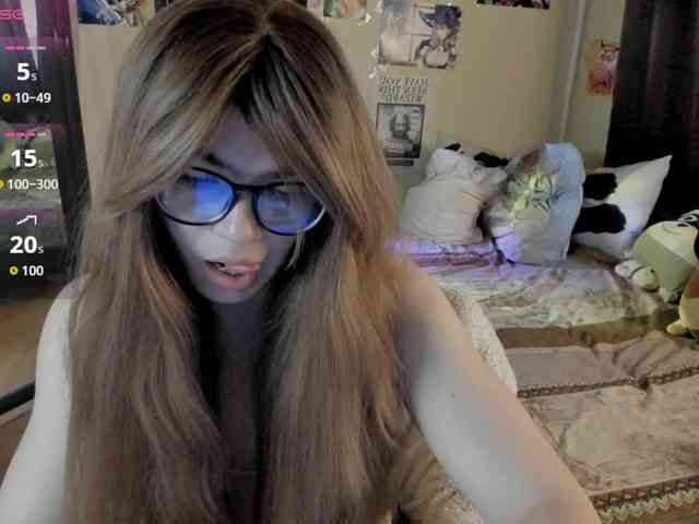 AlexIam webcam