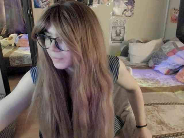 AlexIam webcam