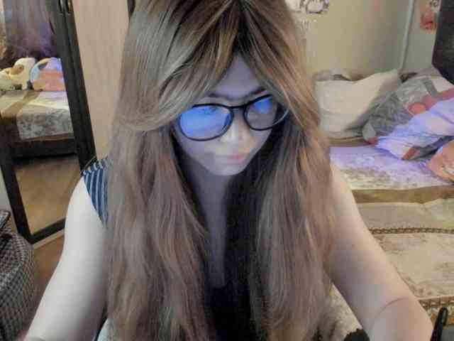 AlexIam webcam