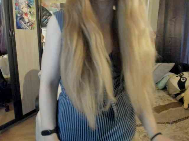 AlexIam webcam