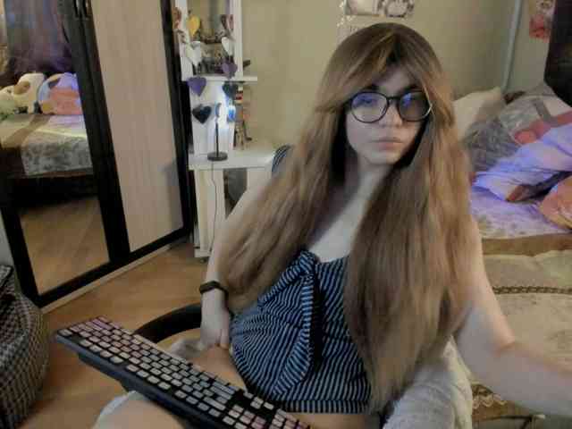 AlexIam webcam