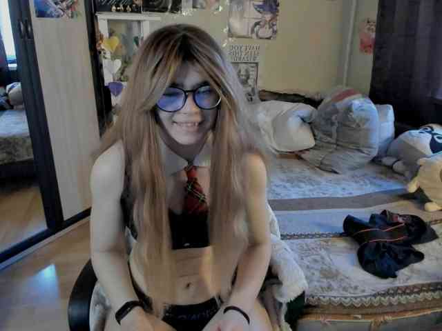 AlexIam webcam