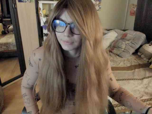 AlexIam webcam