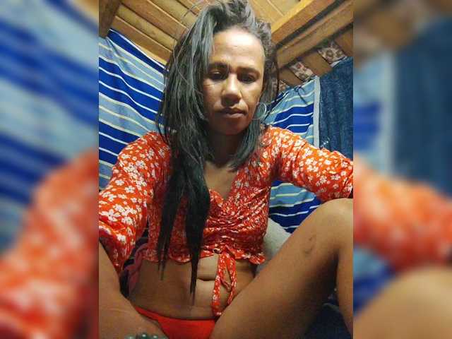 Rnathalie live cam on BongaCams