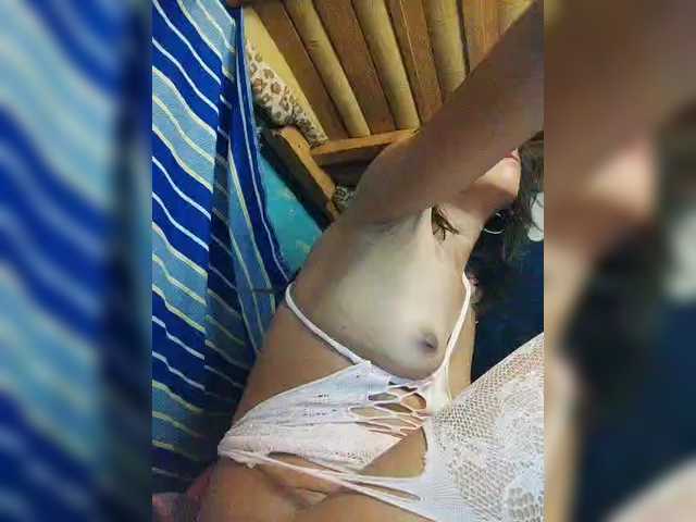 Rnathalie live webcam show