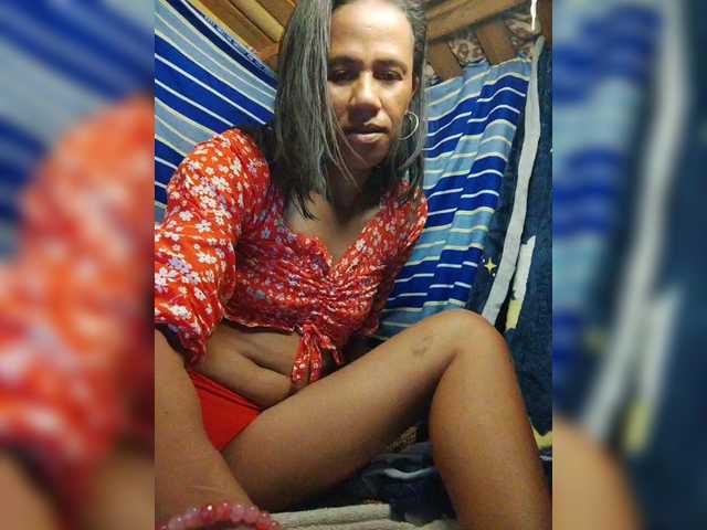 Rnathalie live cam on BongaCams