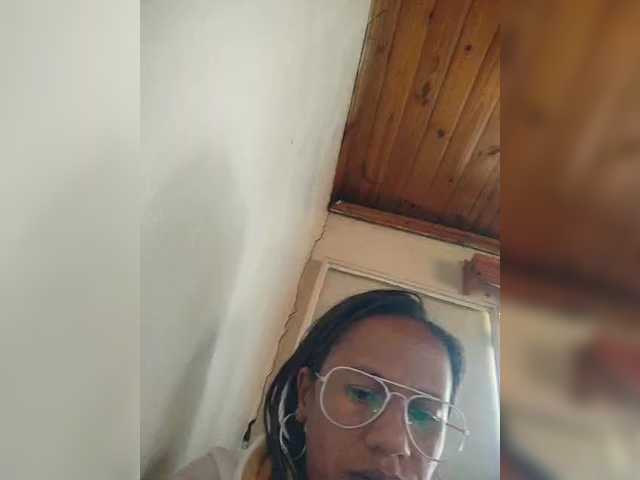 Rnathalie live cam on BongaCams