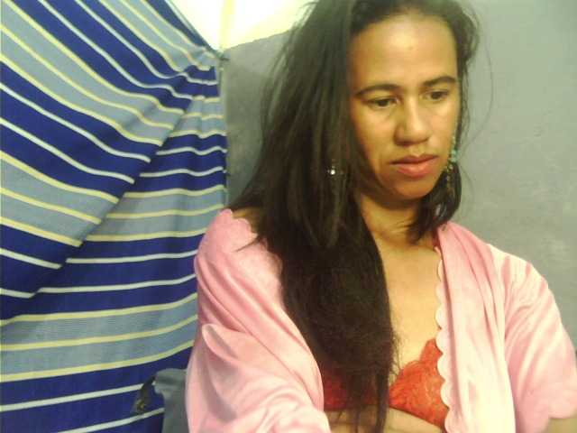 Rnathalie live cam on BongaCams