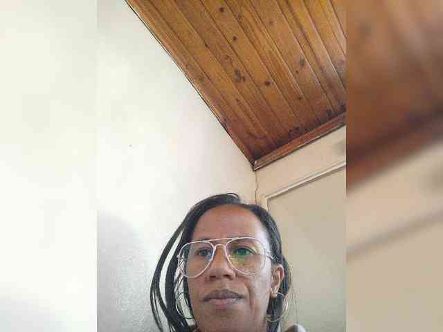 Rnathalie webcam