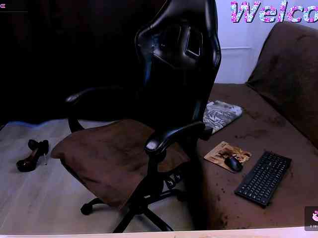 SabrinaO webcam