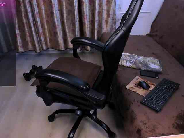 SabrinaO webcam