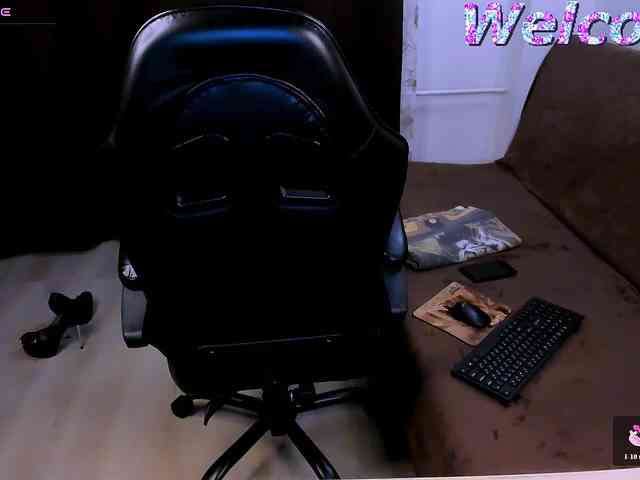 SabrinaO webcam