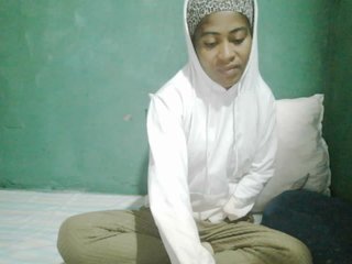 Lunasexy's Live Webcam