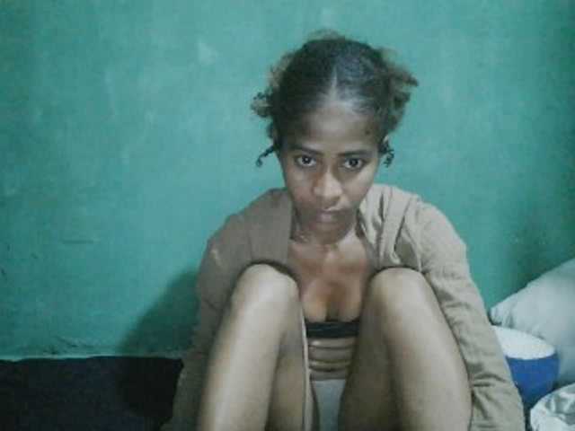 Lunasexy live cam on BongaCams