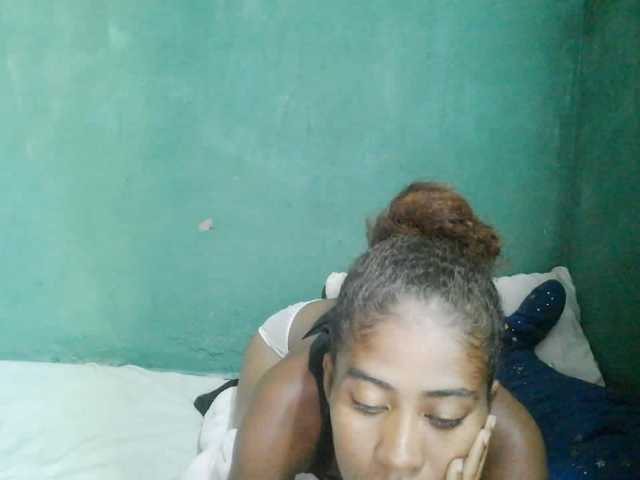 Lunasexy live cam on BongaCams