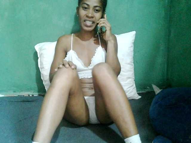 Lunasexy live cam on BongaCams