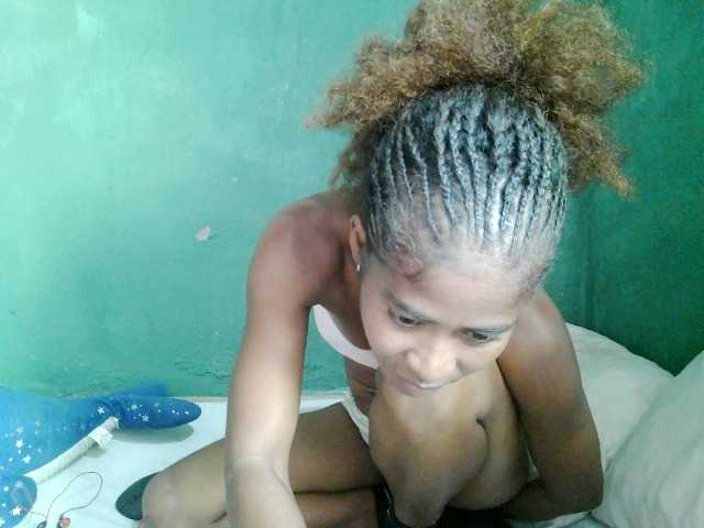 Lunasexy live cam on BongaCams
