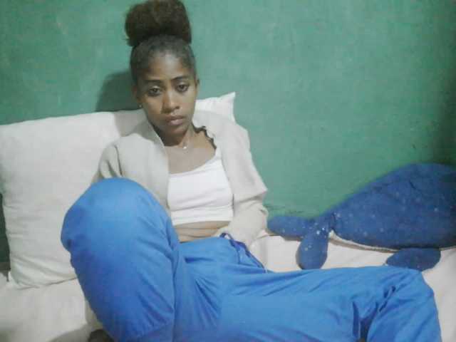 Lunasexy live cam on BongaCams