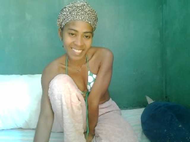 Lunasexy live cam on BongaCams
