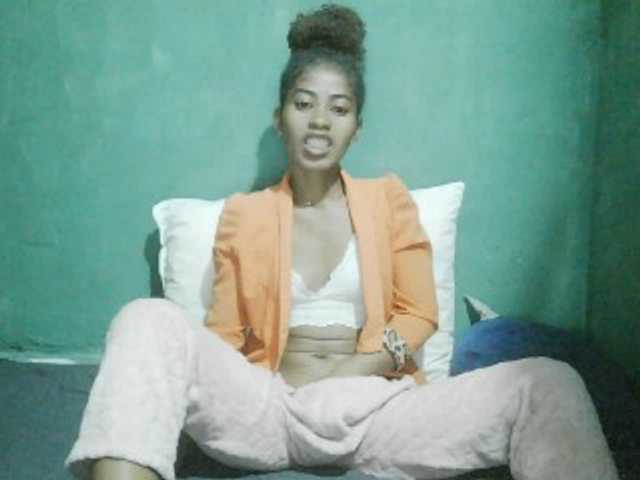 Lunasexy live webcam show