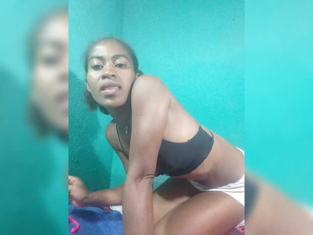 LunaSexy's BongaCams show and profile