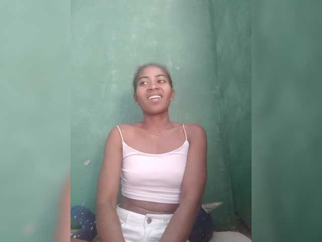 Lunasexy live cam on BongaCams