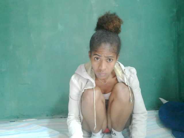 Lunasexy live cam on BongaCams