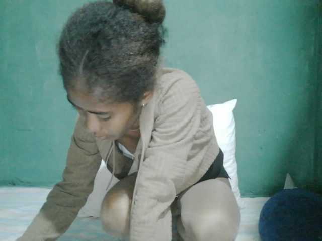 Lunasexy live cam on BongaCams