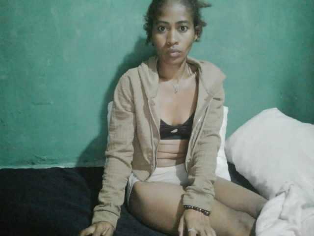 Lunasexy live cam on BongaCams