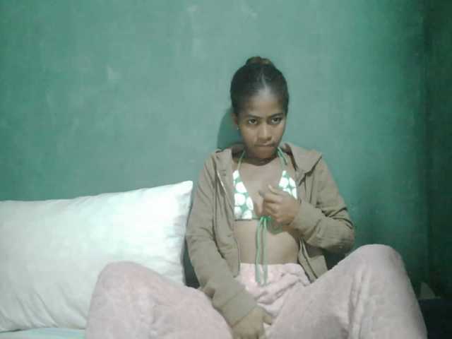 Lunasexy live cam on BongaCams