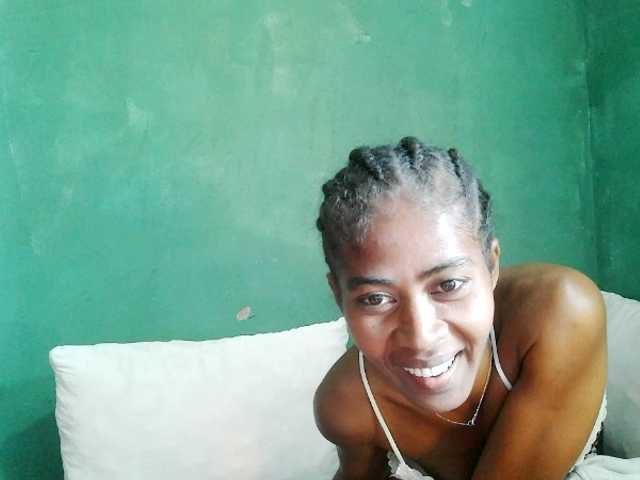 Lunasexy live cam on BongaCams
