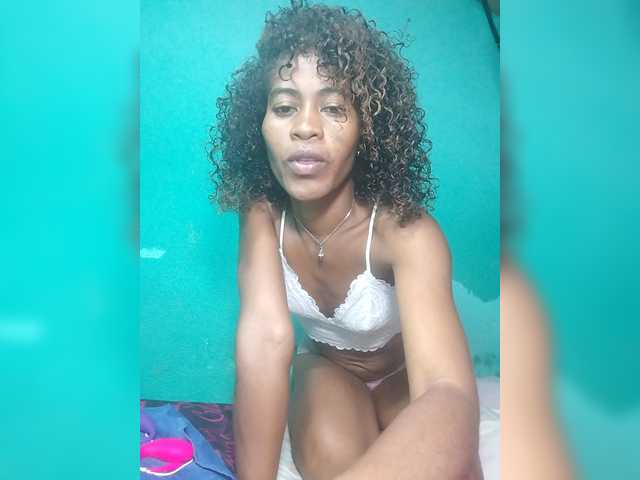 LunaSexy's BongaCams show and profile