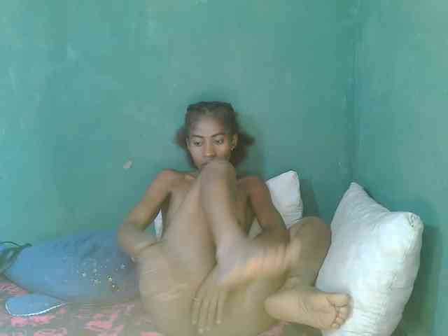 DonnelaQuin webcam
