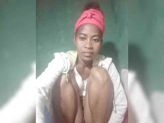 DonnelaQuin webcam