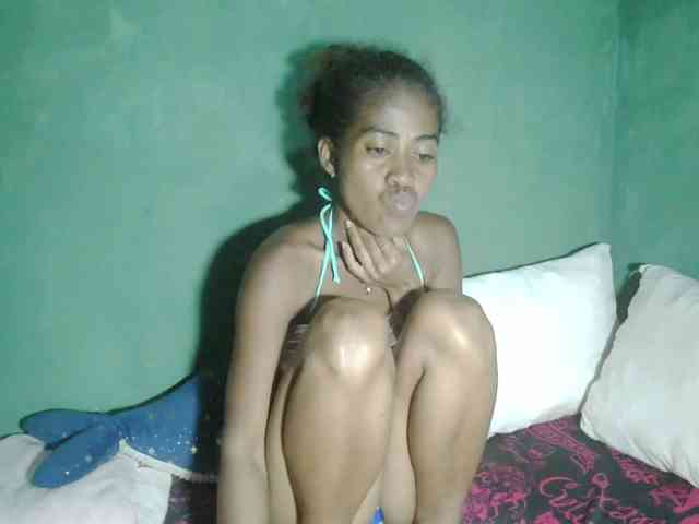 DonnelaQuin webcam