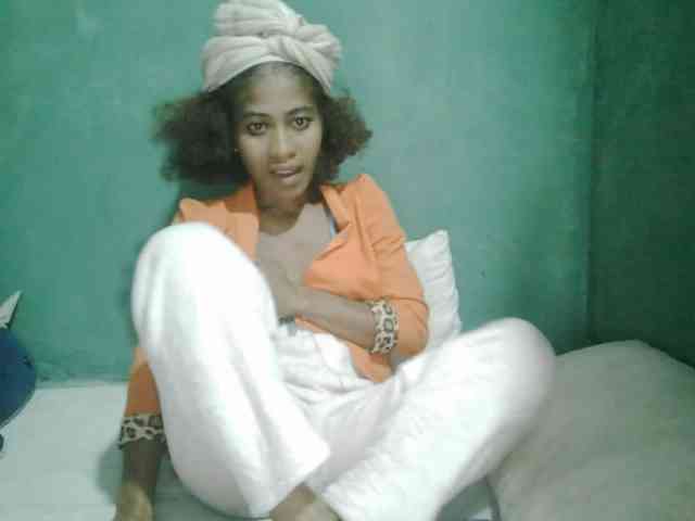Model: Lunasexy