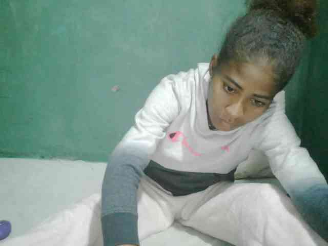 Lunasexy webcam
