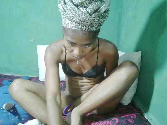DonnelaQuin webcam