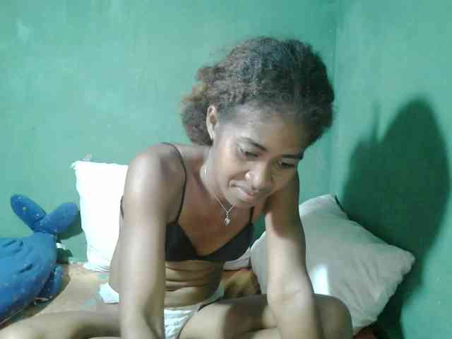 DonnelaQuin webcam